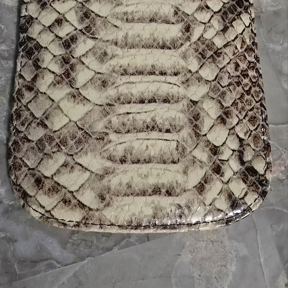 Henri Bendel Two Leather Snakeskin Print Card Holders Gold & Brown/Tan - Picture 4 of 14